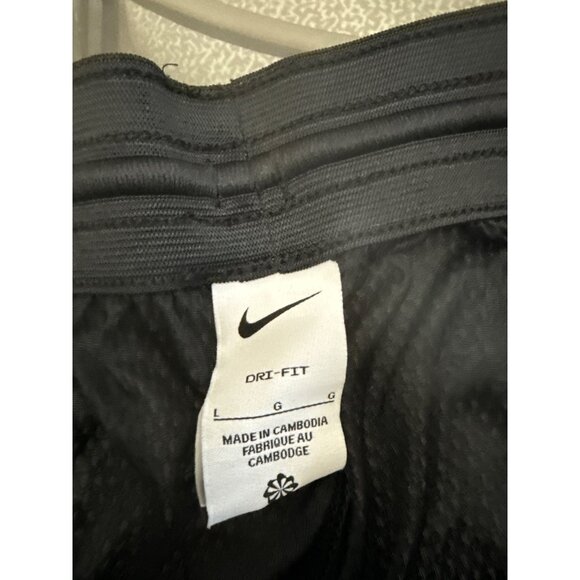 Nike Dri-Fit Mens Loose Fit Below Knee Length Black Athletic Shorts Size L - Picture 3 of 7